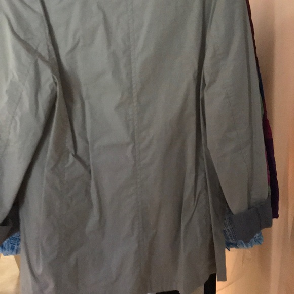 Blazer - Picture 4 of 4